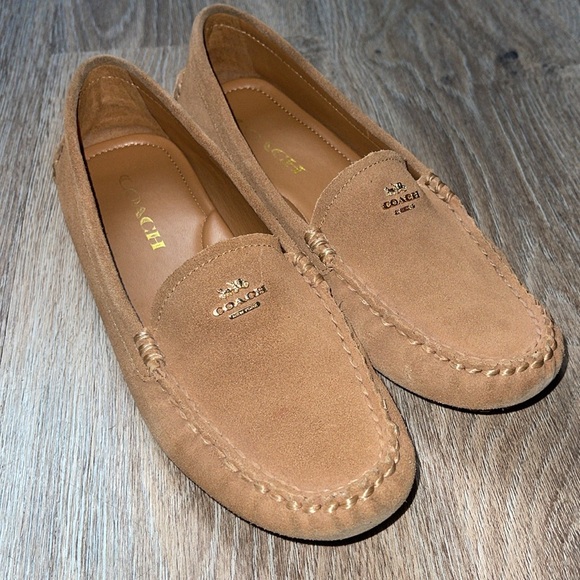 Coach Amber Calf Suede Loafers in Camel Size 6 - Picture 4 of 16